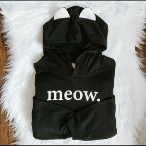 Meow! Hooded sweatshirt with cute ears